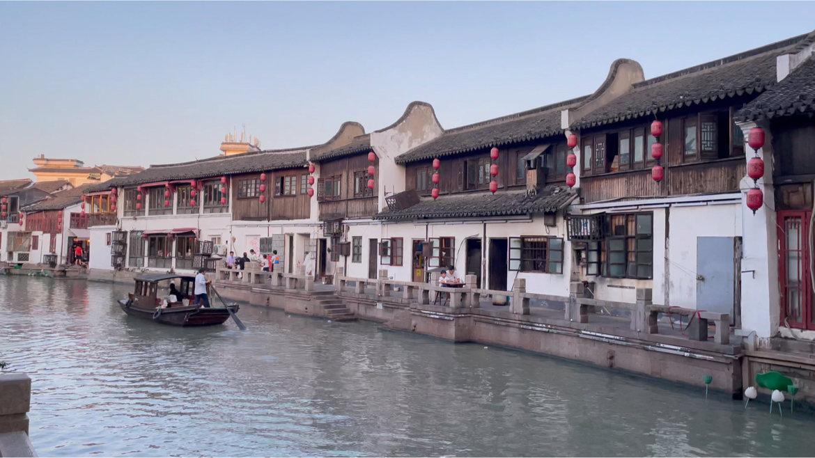 龙年限定 | 不是真龙买不起,是探秘小龙人更有性价比