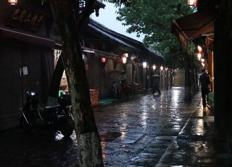 跨塘社区:消防演练进社区 安全意识入人心